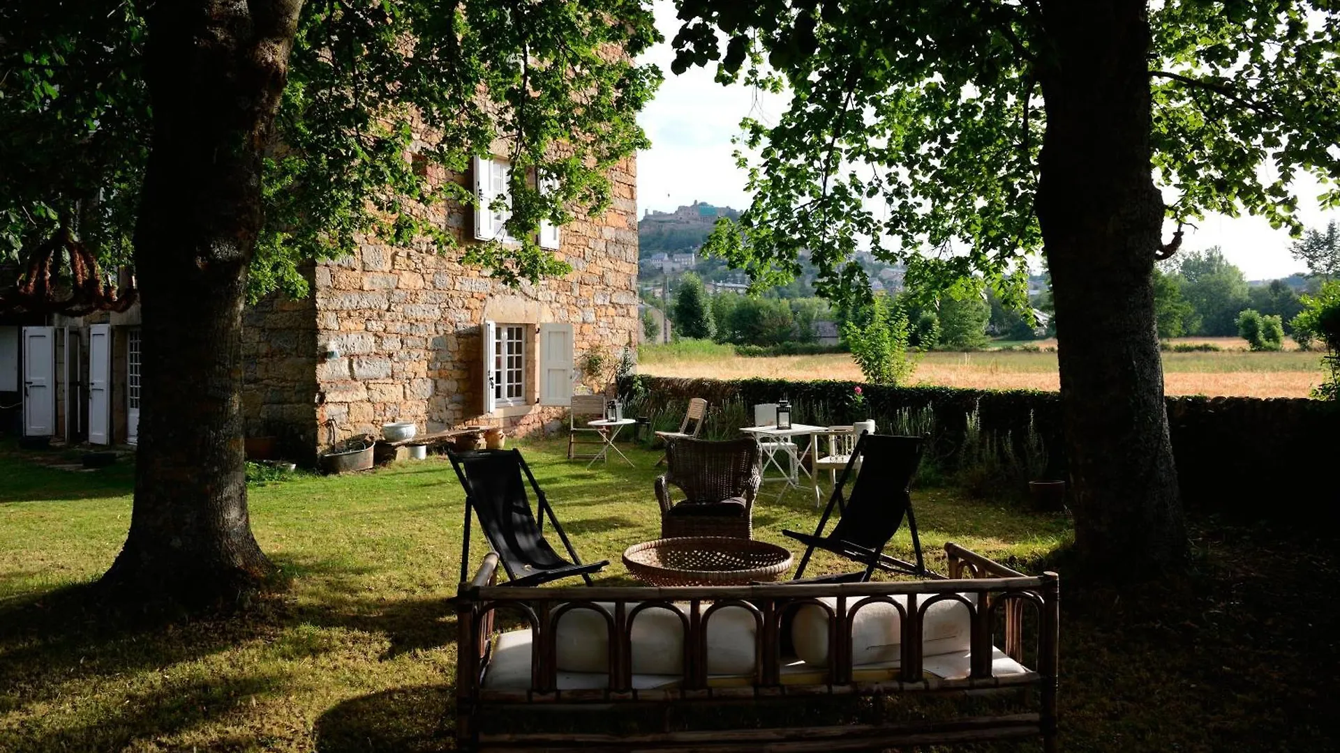 Bed & Breakfast Maison D'Hotes La Singuliere Severac-d'Aveyron France
